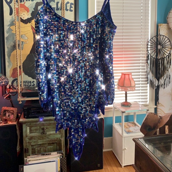 🦚 Vintage Silk & Sequin Top 🦚 - Picture 2 of 6